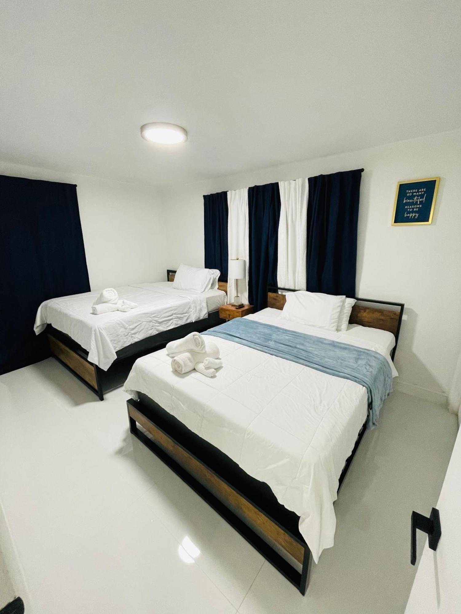 Cozy Comfy House Villa Пемброук Пайнс Екстериор снимка