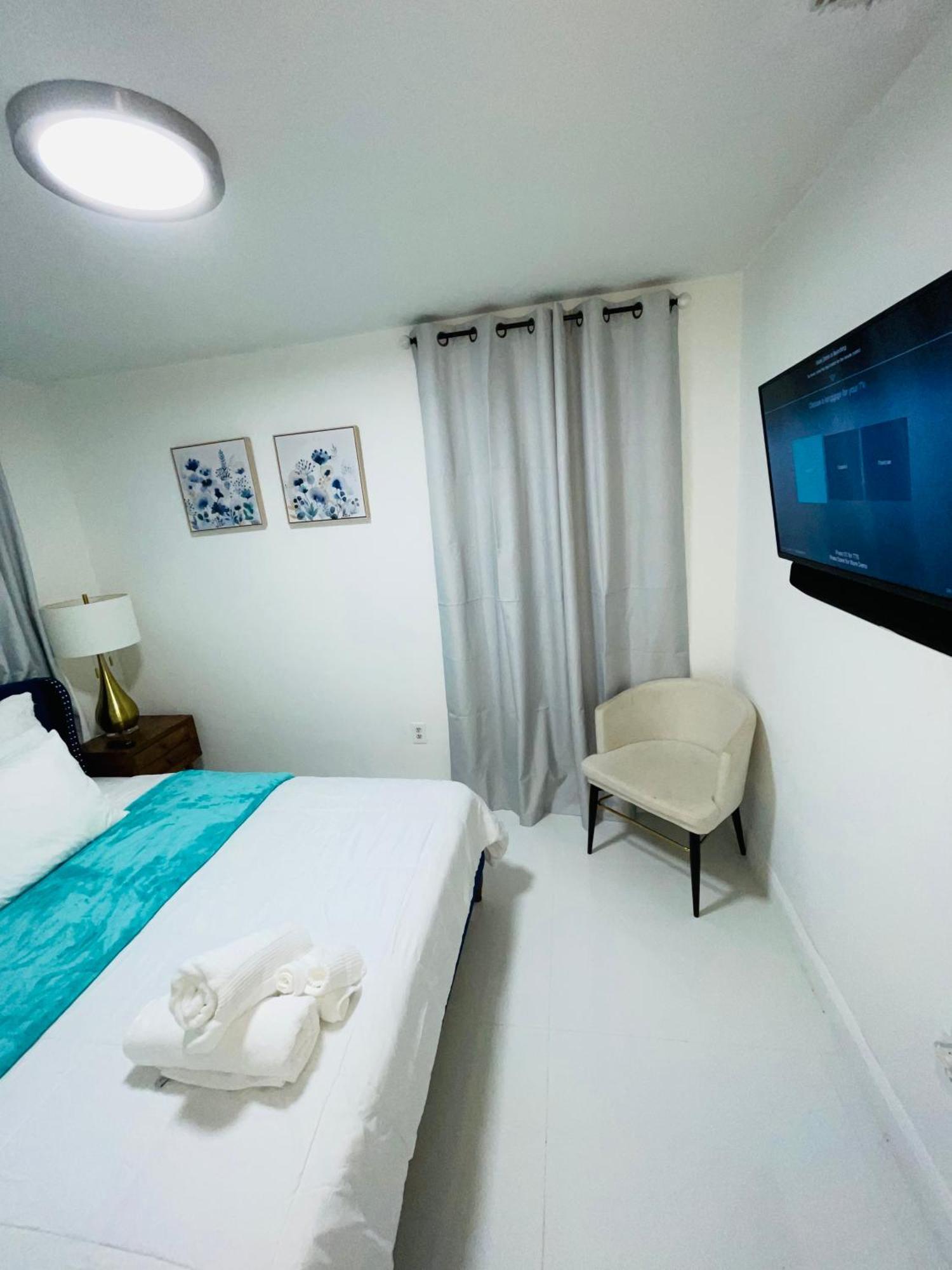 Cozy Comfy House Villa Пемброук Пайнс Екстериор снимка